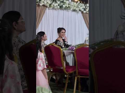 she is so Cute Yumna Zaidi at shaukat khanum fundraiser Hong Kong #YumnaZaidi #SKMCH