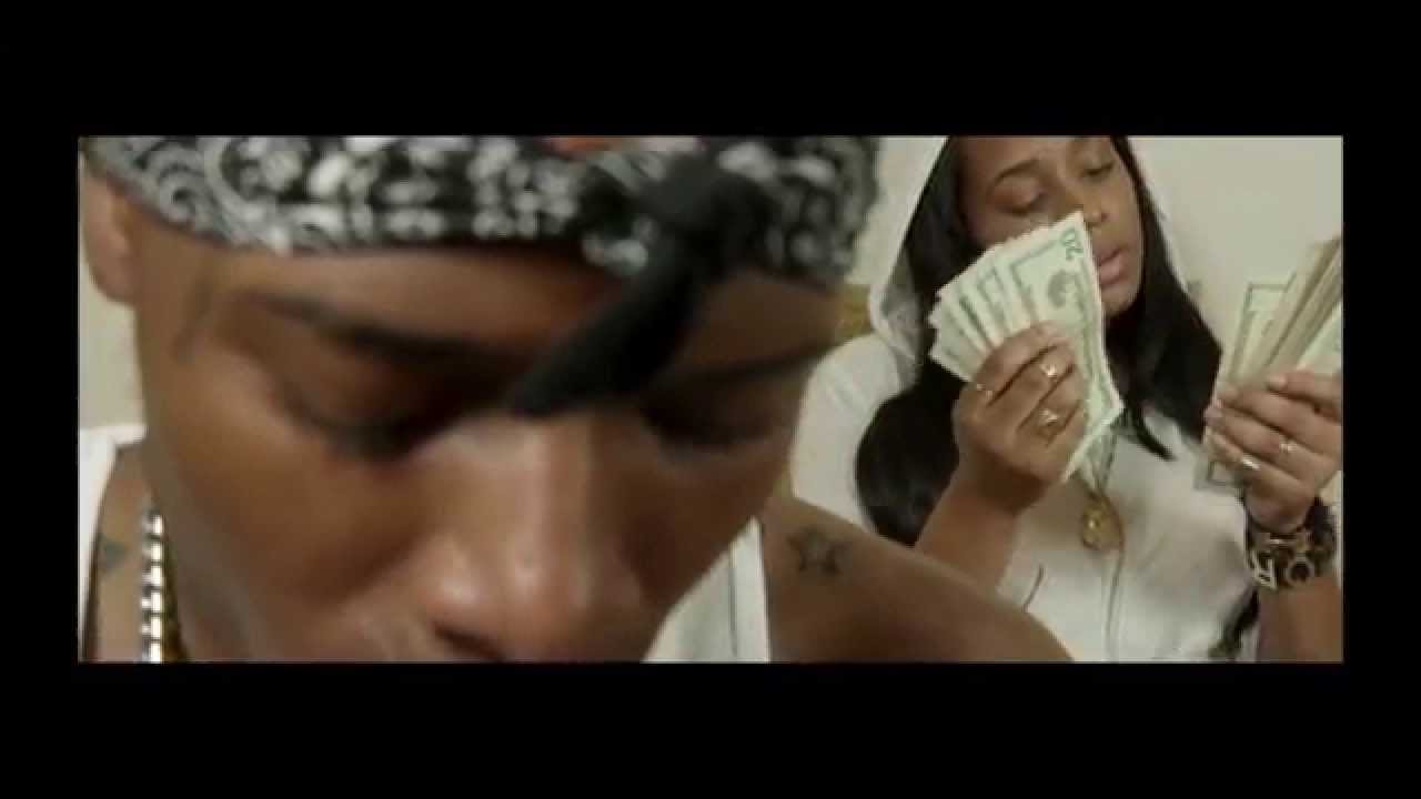 Fetty Wap - Trap Queen (Official Video) 🎶