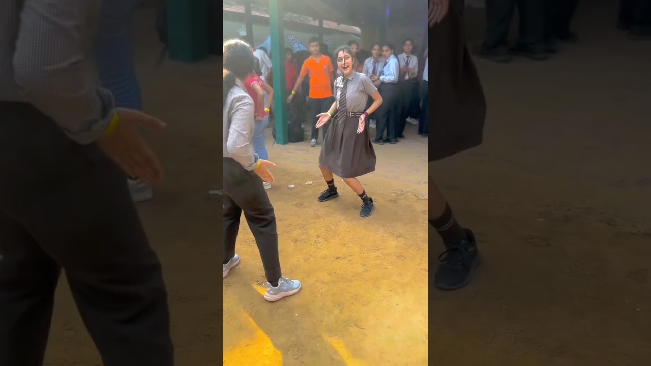 Viral School Girl Dance Video 🎉