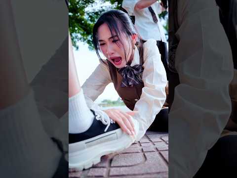 Break Her Down #dzunie #school #bullyschool #drama