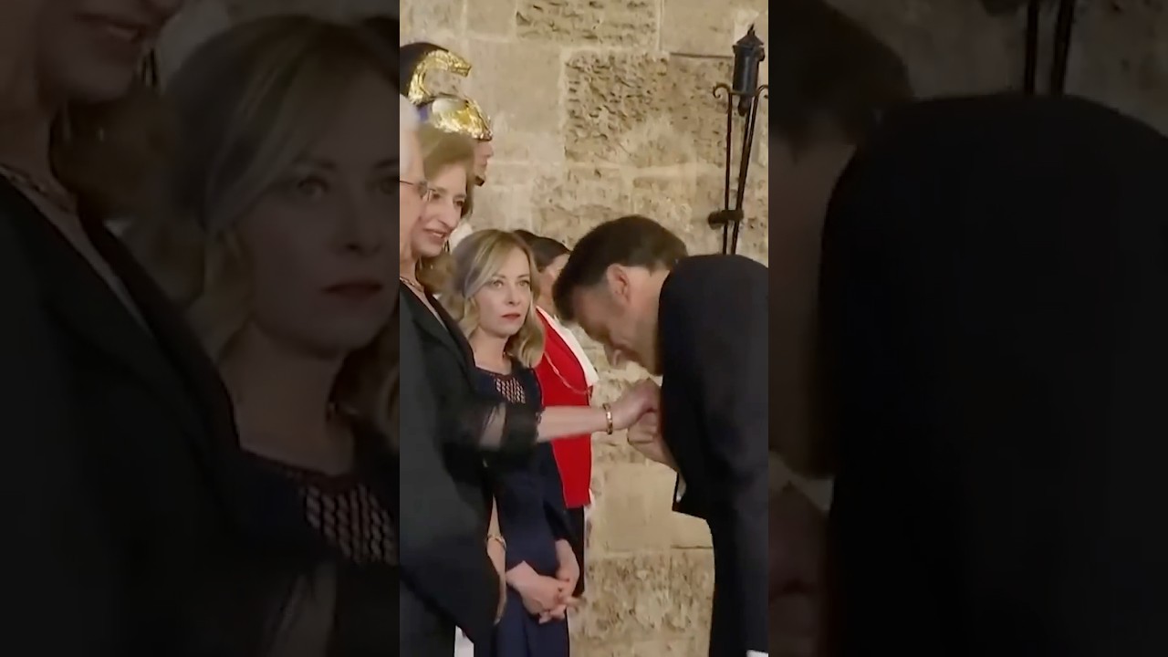 Italy's Meloni Responds to Macron's Late Arrival at G-7 Dinner 🇮🇹