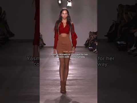 Yasmin Wijnaldum for Roberto Cavalli SS'19 ✨ #supermodel #supermodels #runway #catwalk #topmodel