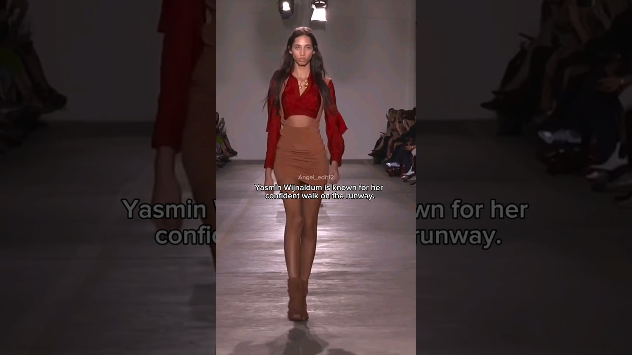 Yasmin Wijnaldum Shines in Roberto Cavalli SS'19 Collection ✨