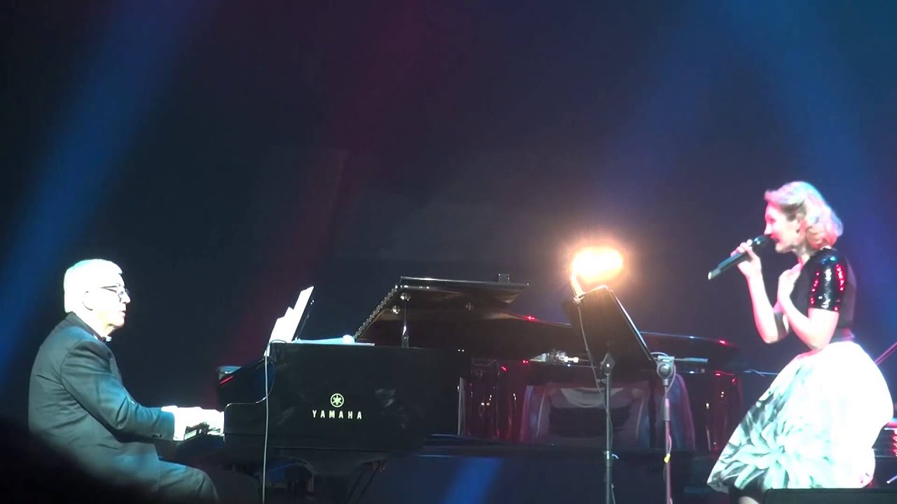 Ника Плотникова в роли Маэстро 🎶 — Вечер классической музыки в Москве