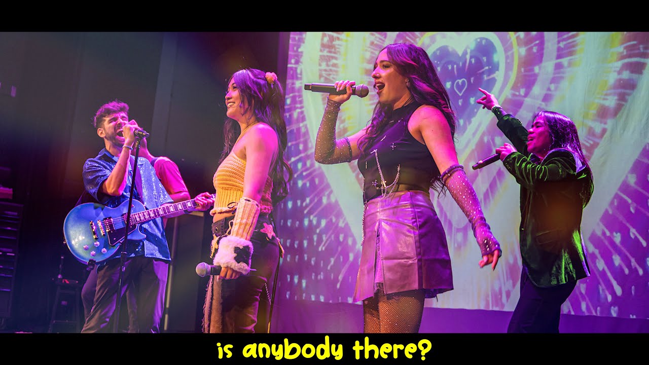 Daniel Ferri's Comeback Tour Song 🎶 ft. Regina, Daniela, Melvin & Dane | Official Music Video