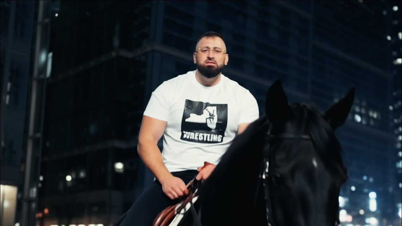 Leo TC - MANDRA MEA | Official Music Video 2025 🎶