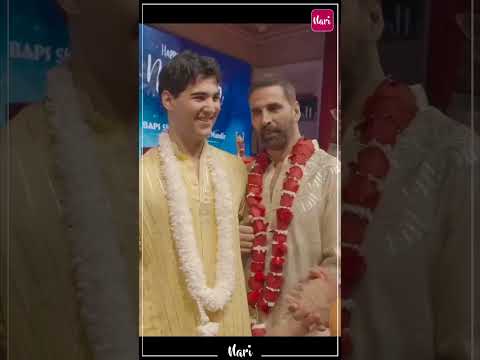 Akshay Kumar visits temple in London on the occasion of Diwali with wife and kids❤️ . . .