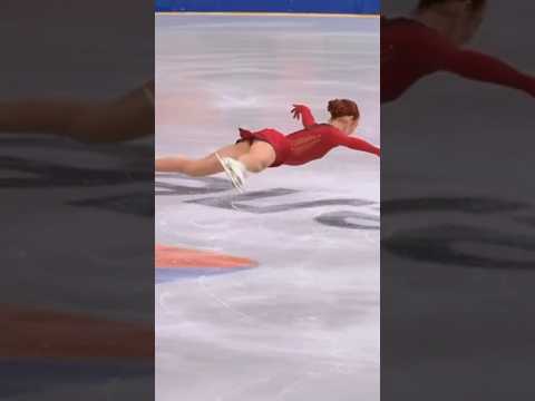Бедуинский прыжок Саши 🔥. Как вам ? #александратрусова #фигурноекатание #рекомендации