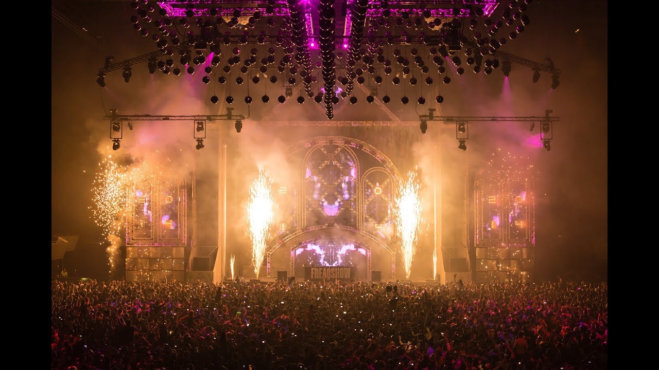 Freaqshow 2013 | Q-dance NYE Aftermovie 🎉