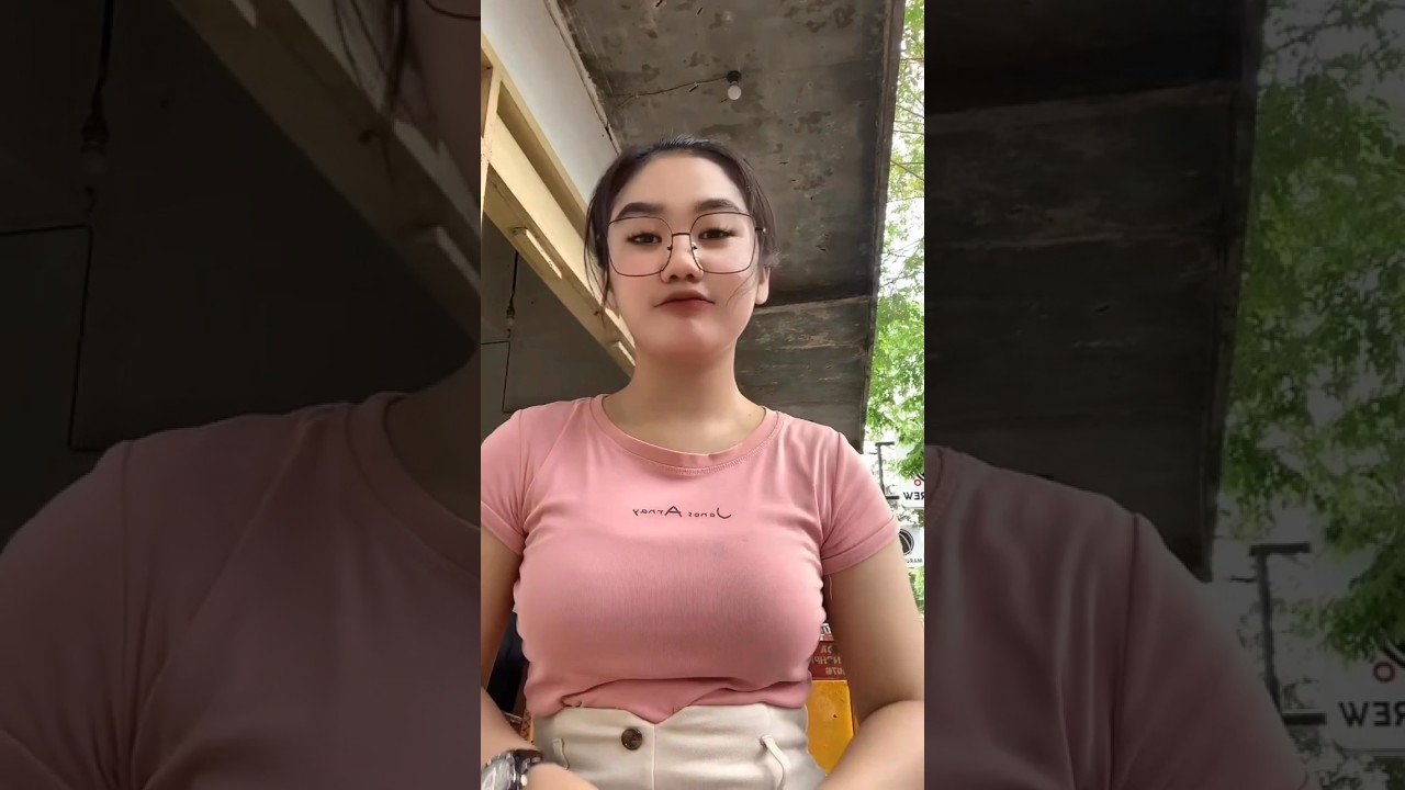Kacamatanya Gede 🥵 TikTok Viral Short