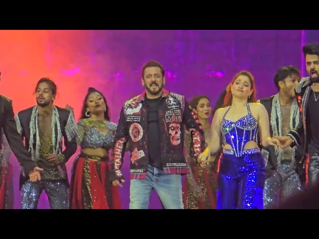 Salman Khan & Manish Paul Dance with Tamannaah in Dubai 🇦🇪