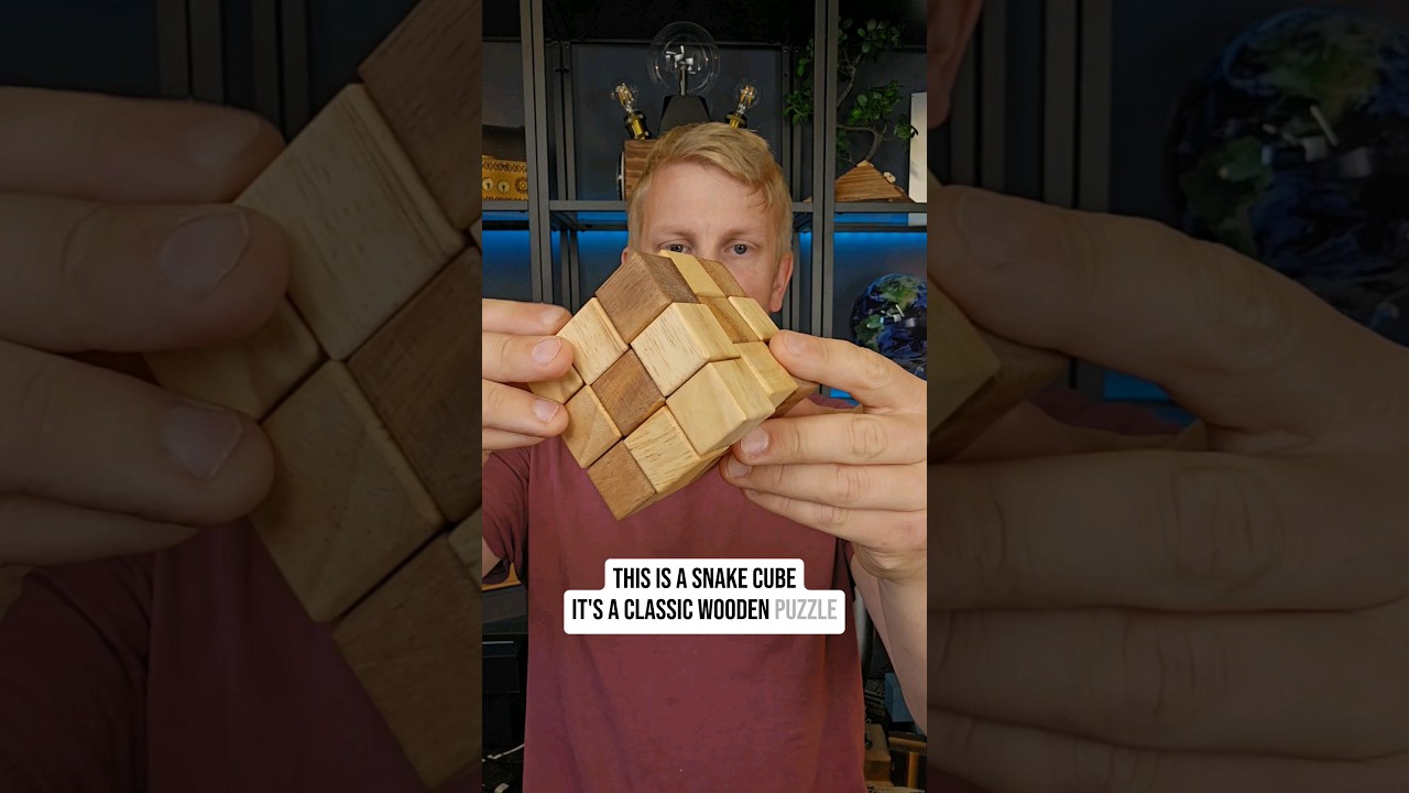 Master the Classic Snake Cube Puzzle! 🧩