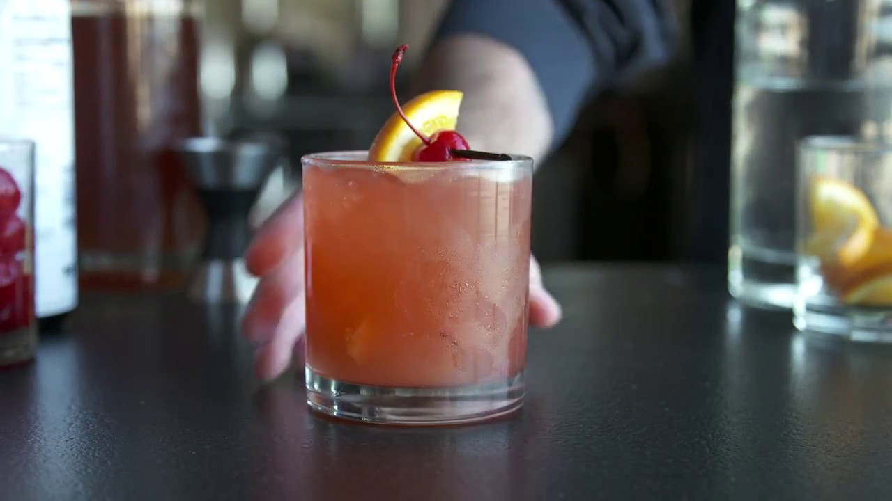 Master the Milwaukee Old Fashioned: A Step-by-Step Guide ๐น
