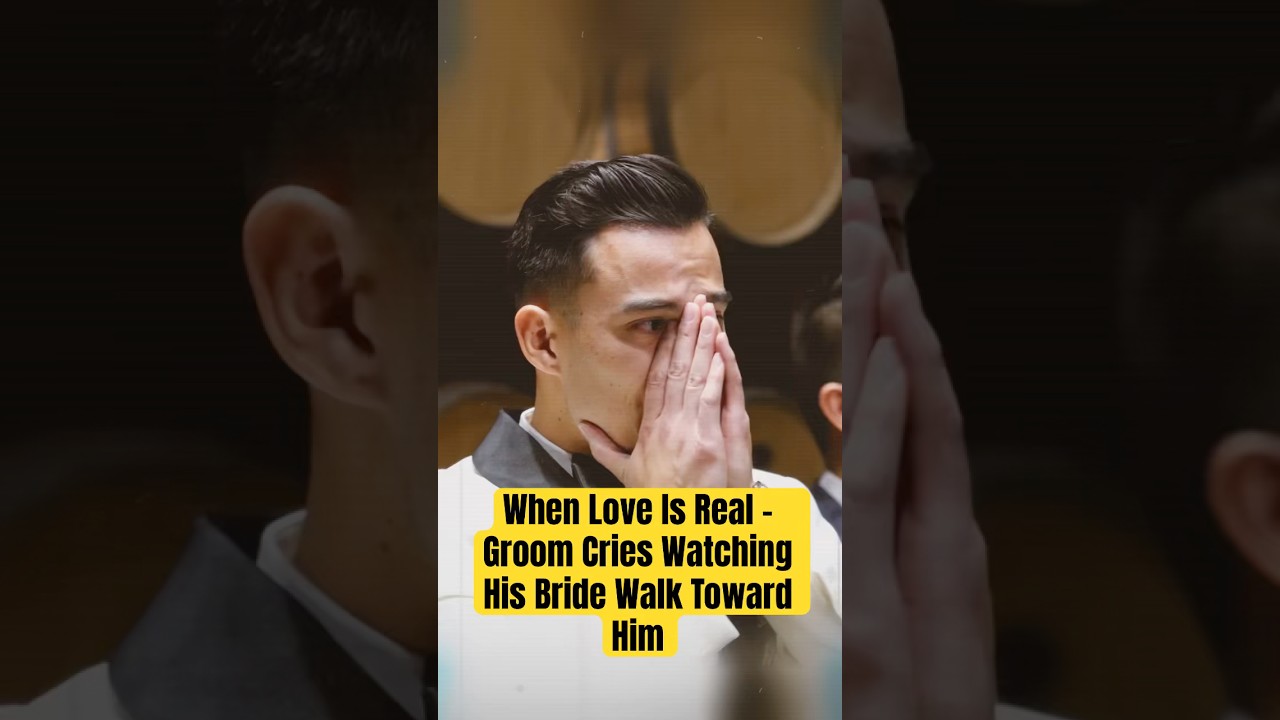 Groom Tears Up as Bride Walks Down the Aisle 💍