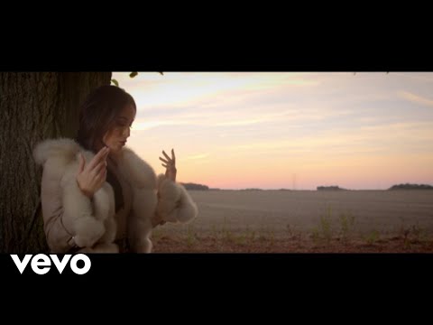 Kenza Farah - Ne me quitte pas (Clip officiel)