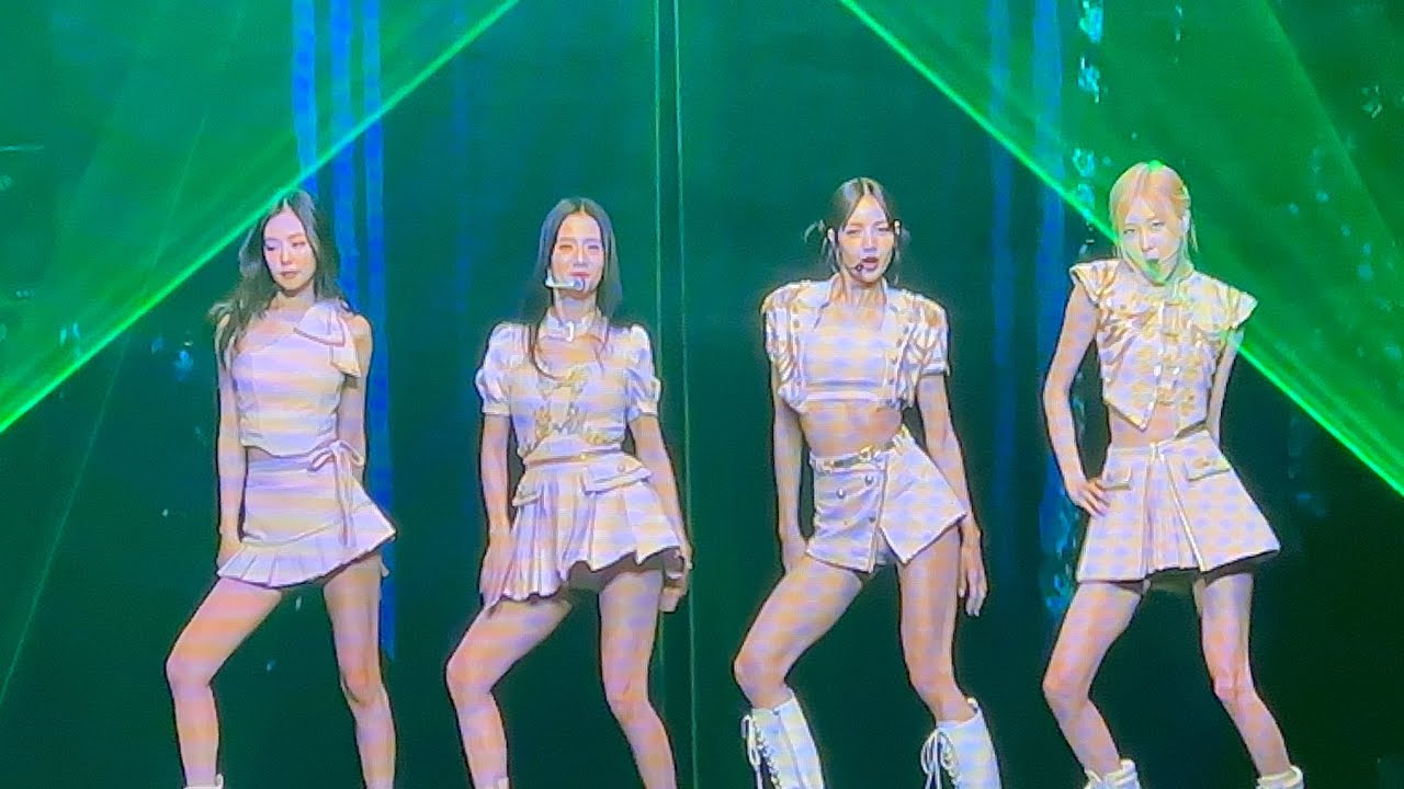 Aussie & K-pop Hype: Lisa & Rosé Support 🇦🇺