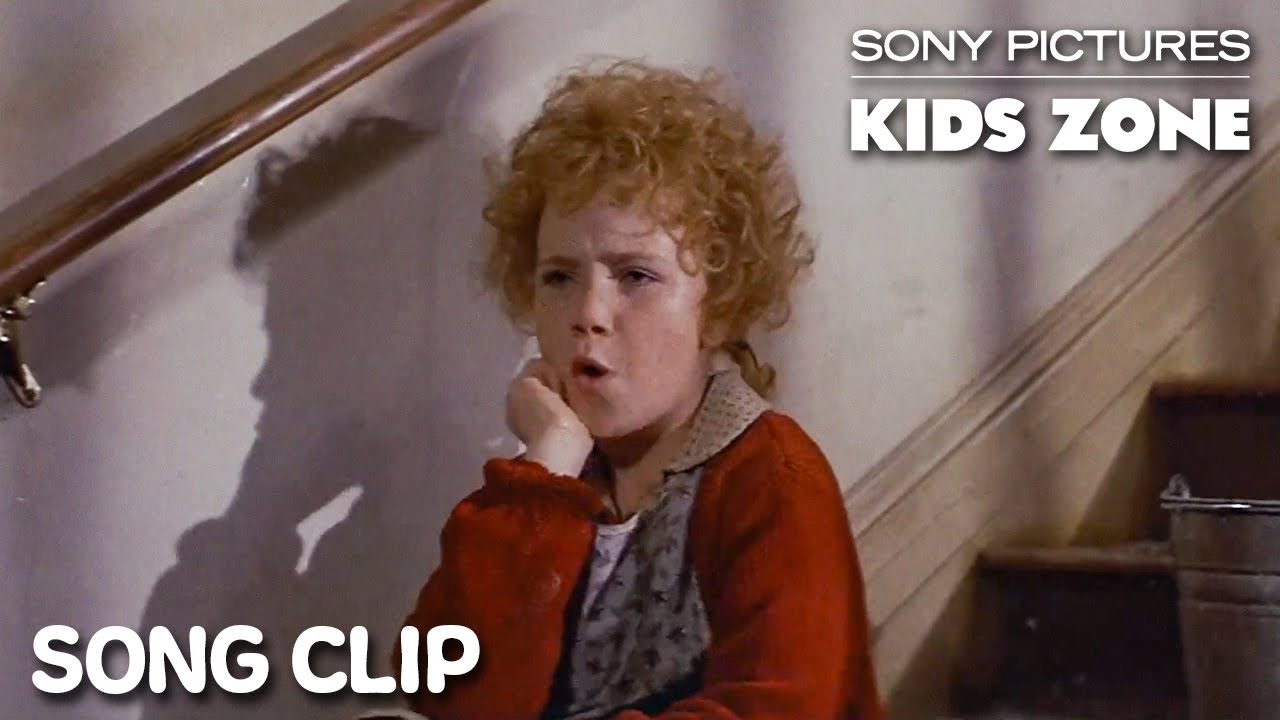 ANNIE (1982): Sing Along to 'It's The Hard-Knock Life' | Full Clip from Sony Kids Zone ๐ถ