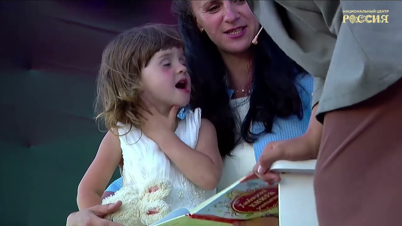 Вместе мы сила: солисты поют «Дружная семья» 🇷🇺