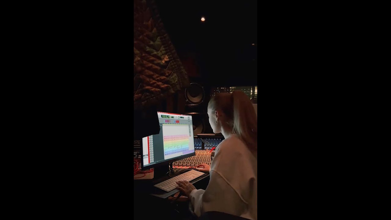 Behind the Scenes with Ariana Grande in the Studio
