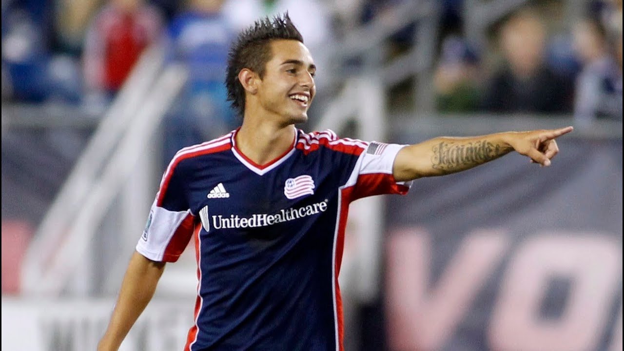 GOAL: Diego Fagundez taps in the early opener | August 30th, 2013