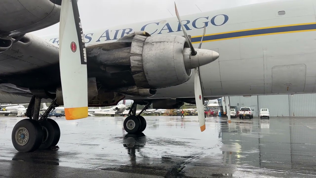 DC-6 Engine Test Run: Watch the Startup in Action ✈️