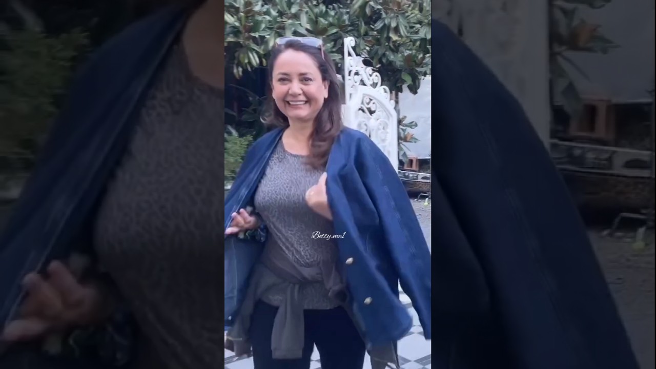 Kızılcık Şerbeti Setinden Pinko / Sibel Taşçıoğlu