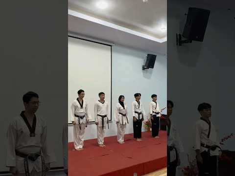 Melakukan pertunjukan taekwondo di sekolah terkenal😱‼️#taekwondo #performance #shorts #ichaltkd