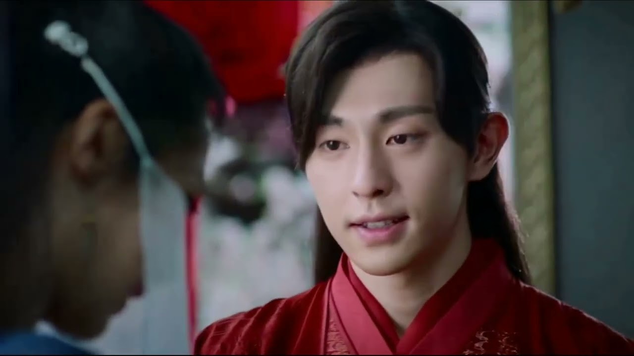 Yangzi & Deng Lun's Sweet Moments in Ashes of Love