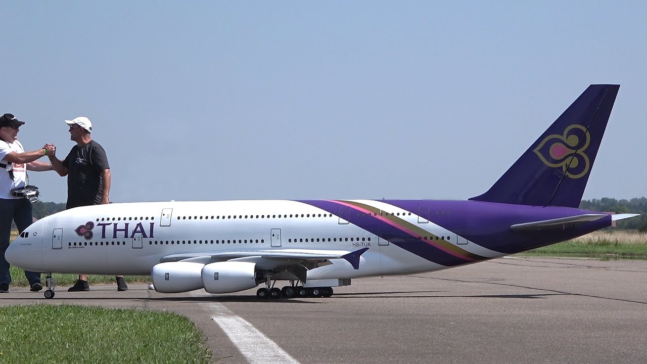 Watch the Largest RC Airbus A380 Demonstration Flight 🚀