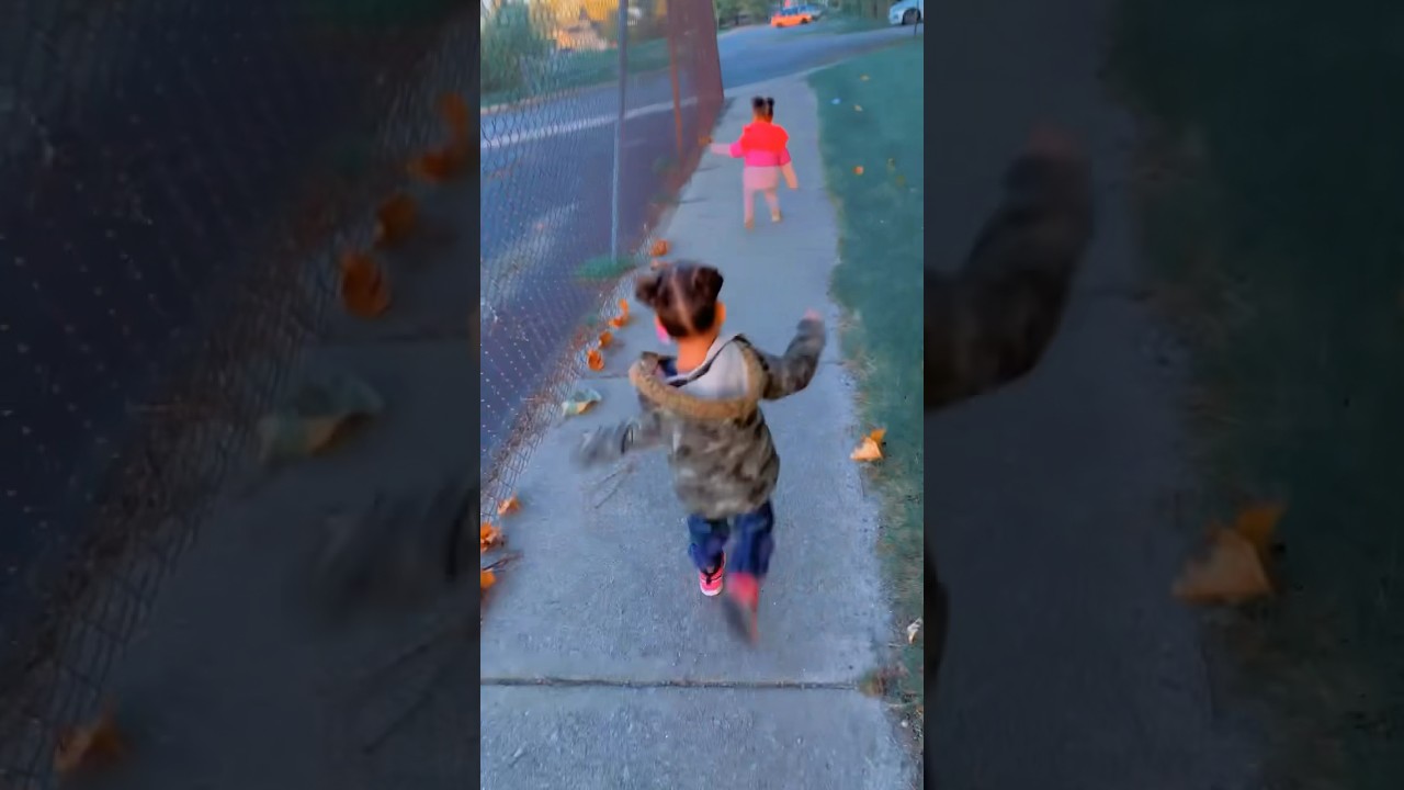 Twin Sister Chases Her Sister 😇