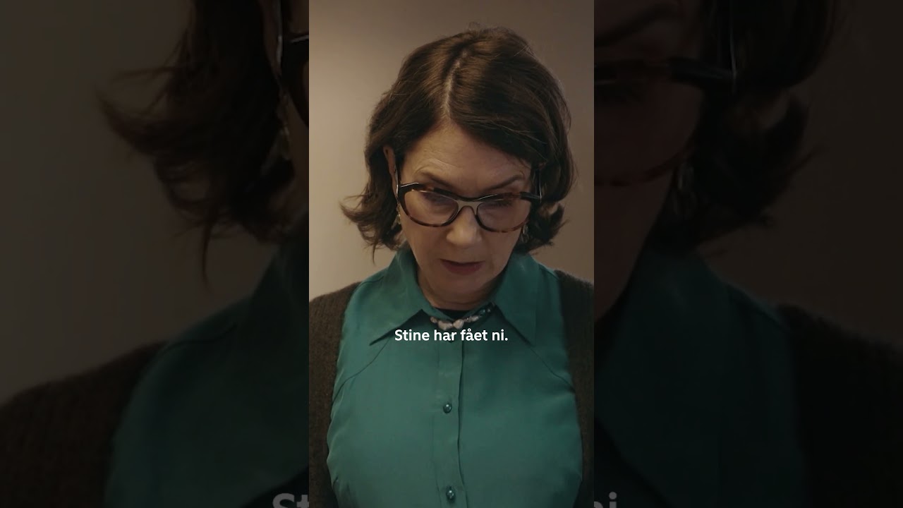 Klovn: Franks Sorte Bog – En Hilarøs Og Tæt På Katastrofen Komedie på TV 2 Play