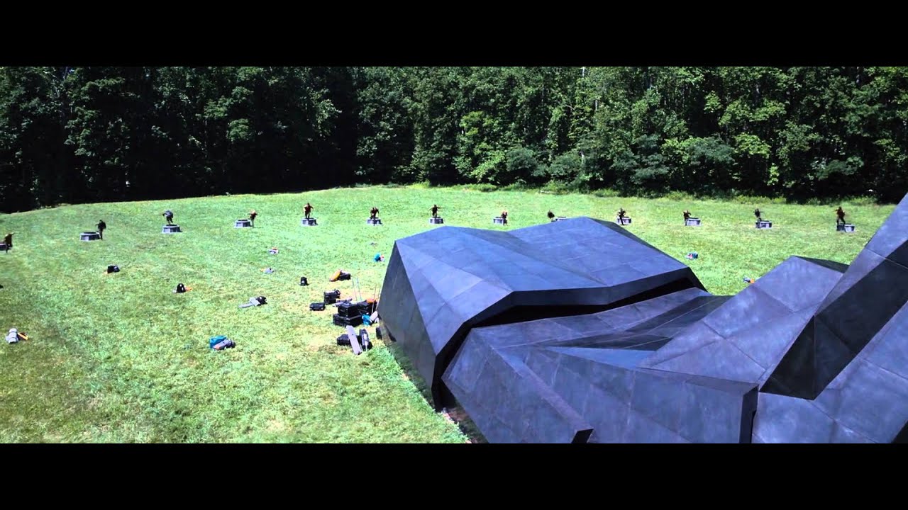 The Hunger Games (2012) โ The Epic Battle Begins ๐น