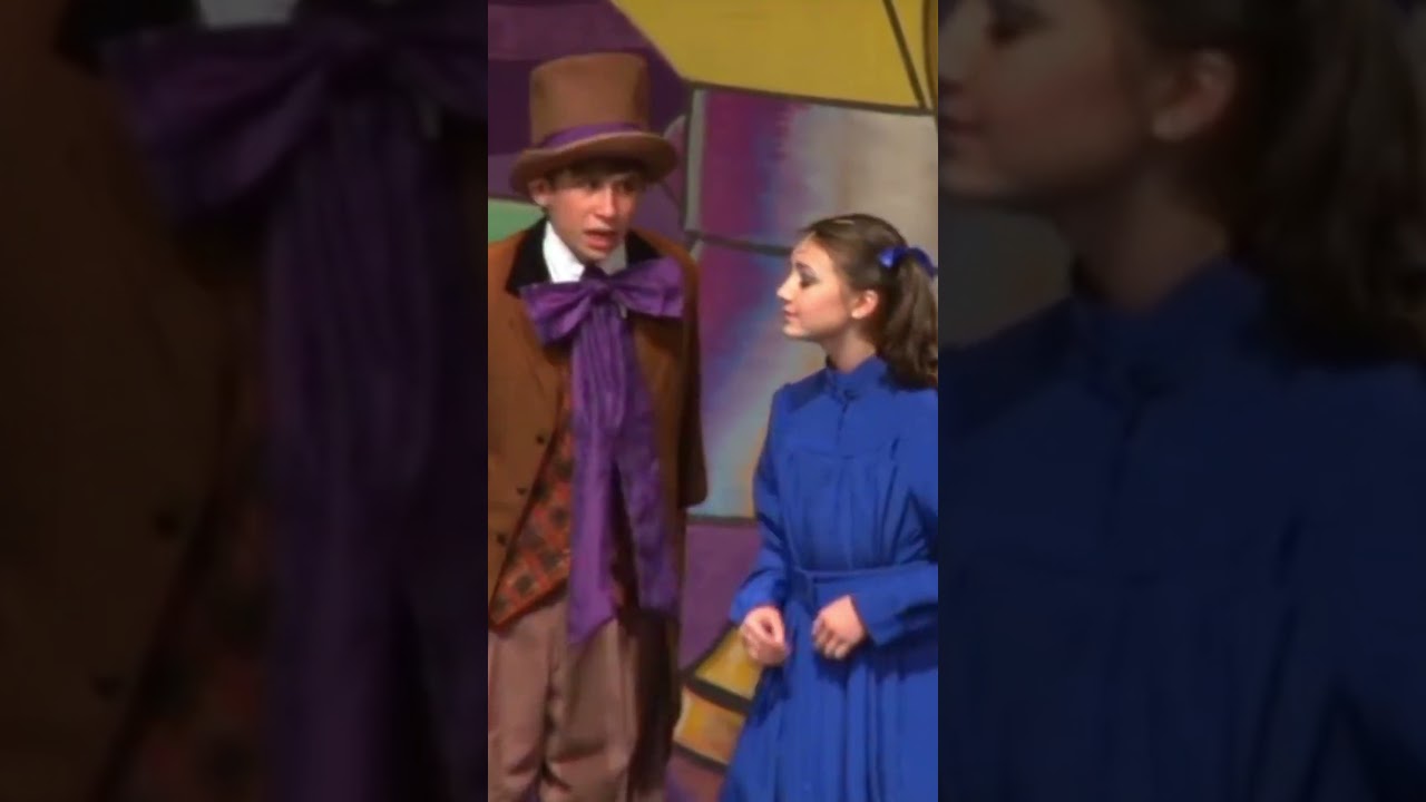 Violet Beauregarde's Iconic Blueberry Transformation π | Willy Wonka Jr. Performance