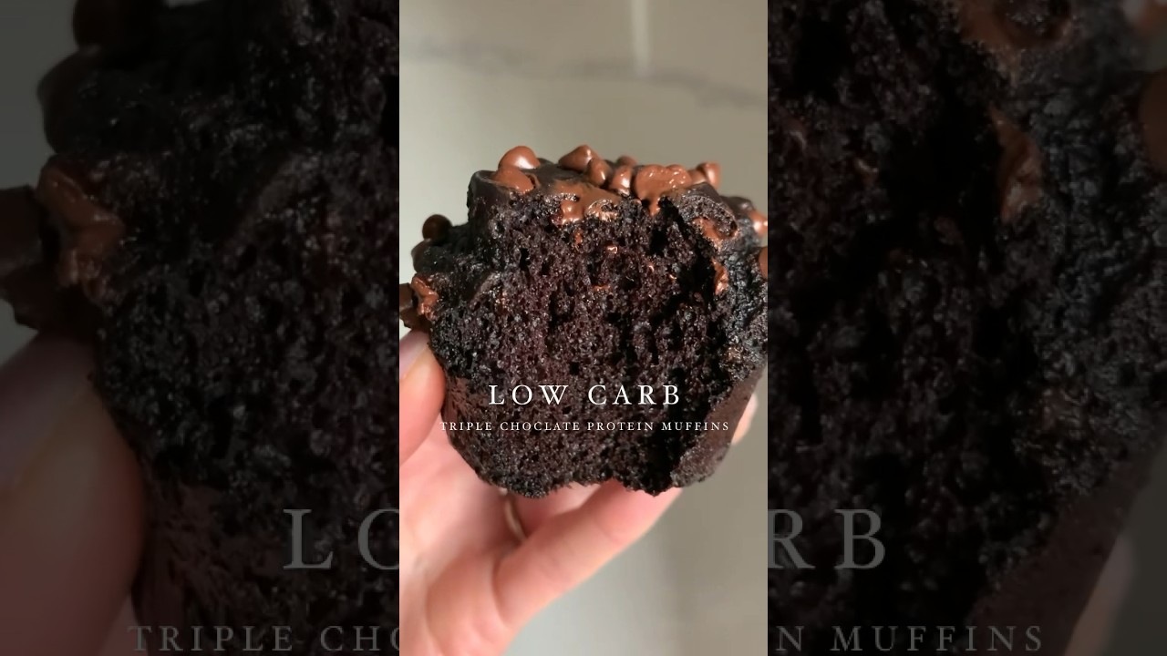 LOW CARB Triple Chocolate Protein Muffins #proteindessert #lowcarb #paleo #ketobread #keto #easy