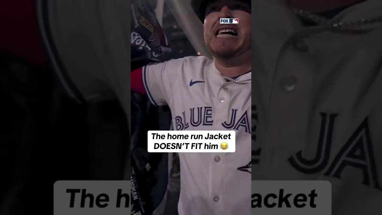 Alejandro Kirk's Hilarious Moment That Had Fans Laughing 😂 #MLB #BlueJays