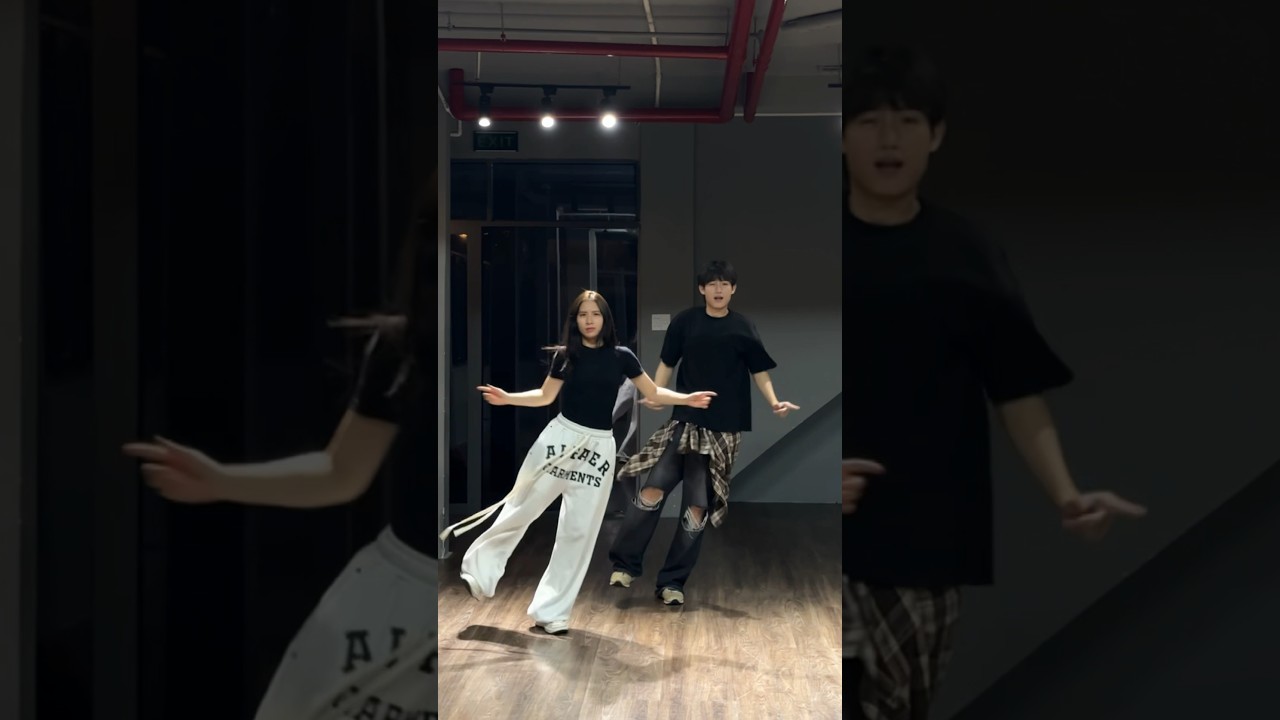 Tín Nguyễn TikTok Dance | Trending Moves 🎶