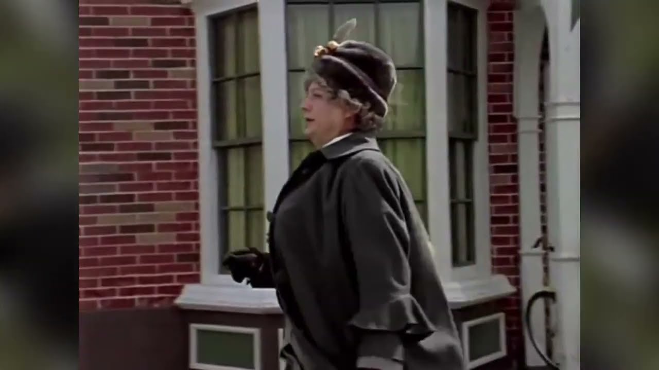 Олег Табаков в роли Мэри Поппинс, 1983 ✨