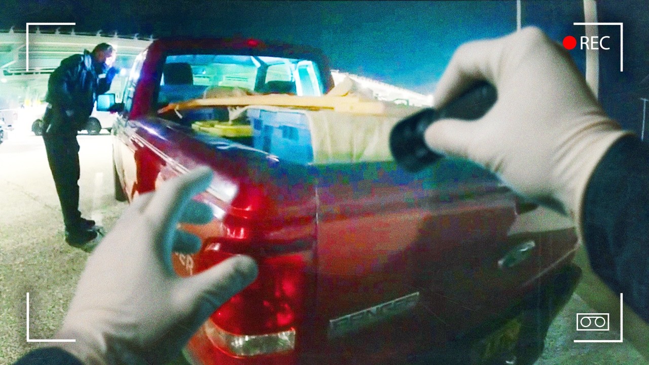 Shocking Discovery: Police Find Truck Filled with Dead Bodies π΅οΈββοΈ