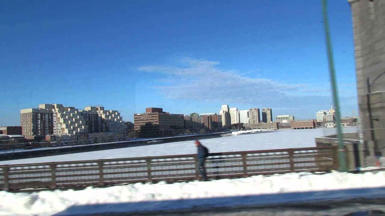 Boston - Cambridge: Crossing the Charles River on The Red Line Winter 2015