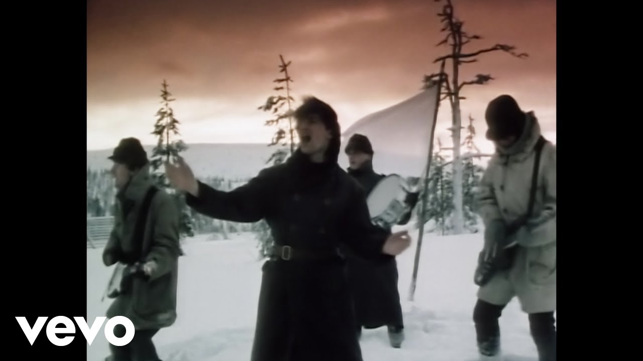U2 - New Year's Day (Remastered HD Official Video) 🎶