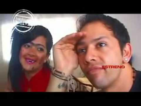 Parodia de su hija que asusta 😱