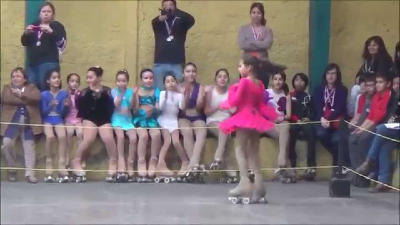 Equipo de Patinaje Artístico del Colegio Alberto Blest Gana Brilla en el 21° Campeonato 🏅
