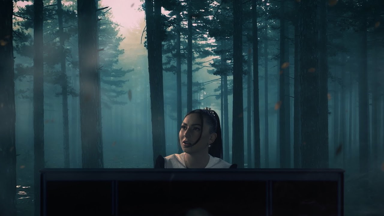 Linh - Je Pense à Vous 🎶 Clip Officiel | Découvrez son premier album 'Boîte à Musique'