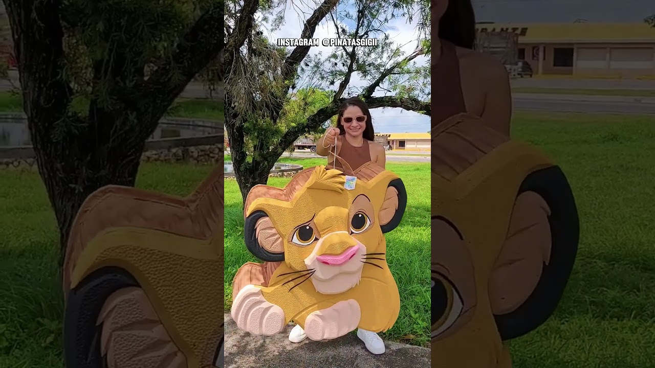 Foam Sculpting Art by @pinatasgigii 🎨