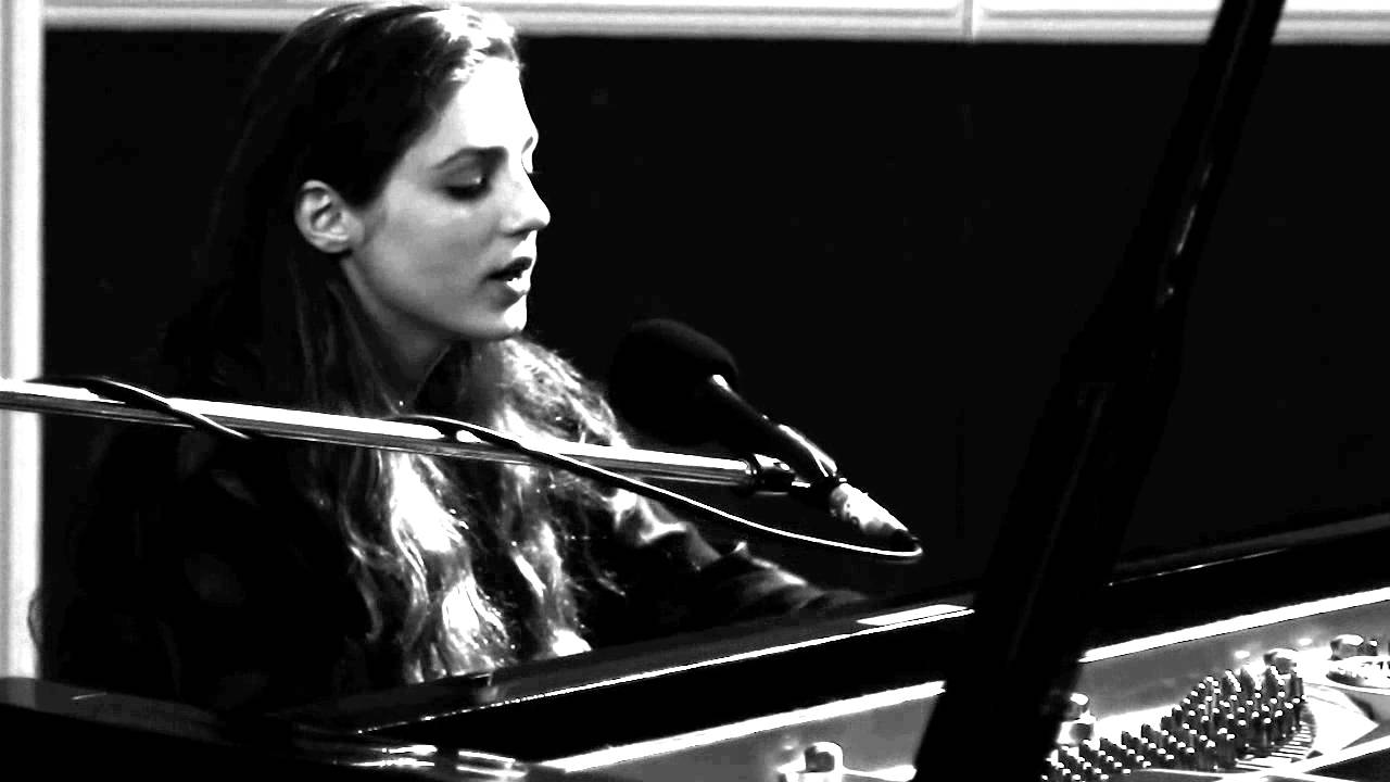 Birdy Performs 'People Help The People' Live | Stunning Official Video 🎶