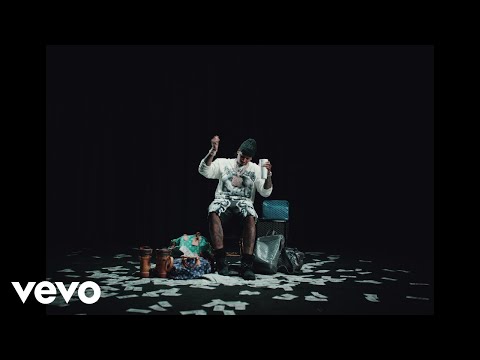 Moneybagg Yo - Close The Door (Official Music Video)