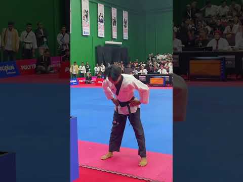 Aku kalah di pertandingan taekwondo freestyle pon beladiri😔 #taekwondo #freestyle #shorts #ichaltkd