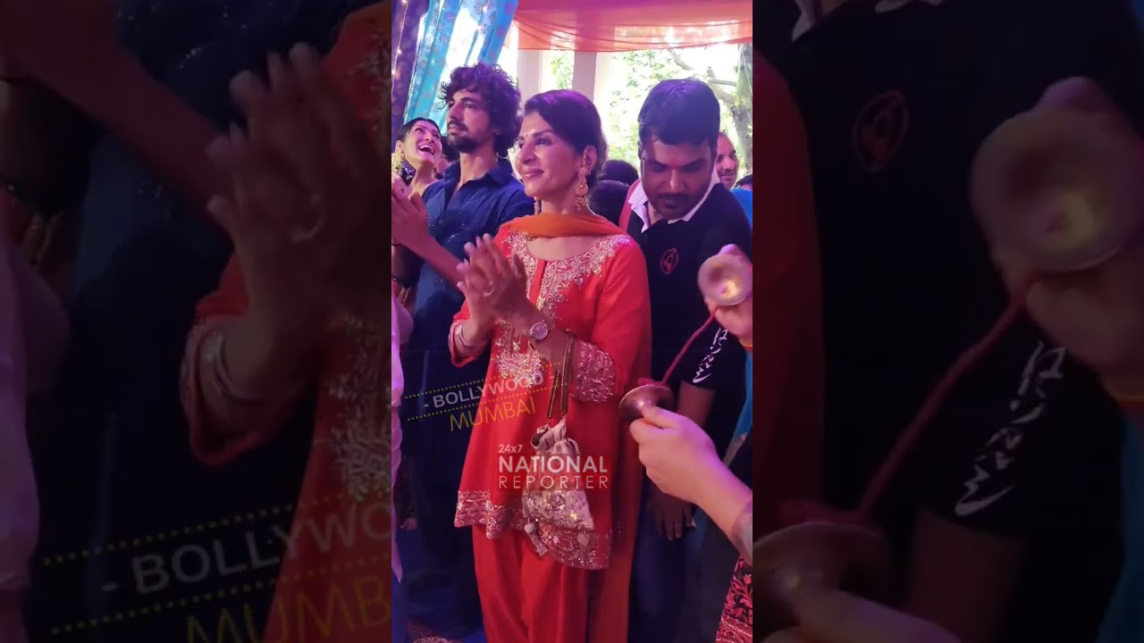 Yeh Rishta Actress Anita Raj Performs Ganesh Aarti 🙏