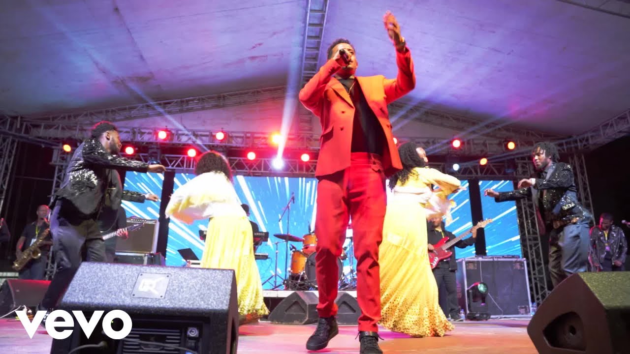 Leul Sisay - Zefkira 🎶 | Official Live Music Video from Millennium Hall 2024