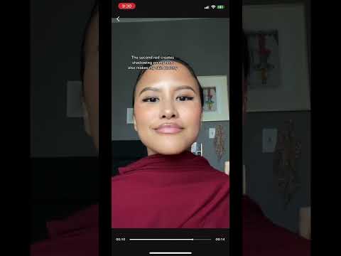 Comparing 2 shades of reds as a deep Autumn❤️